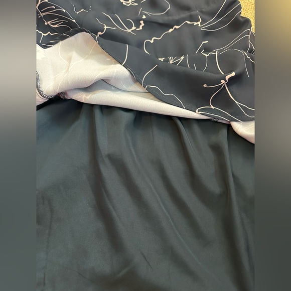 Keepsake The Label  V-Neck Mini Dress size small - Picture 9 of 13